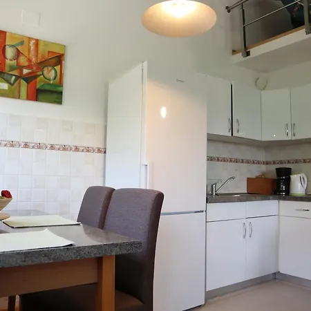 아파트 Emma 풀라